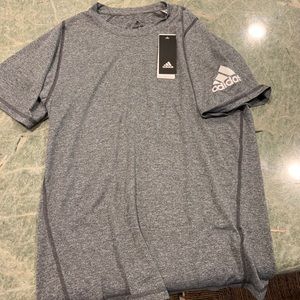 Adidas boys jersey t-shirt